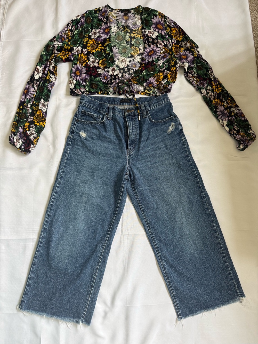 Uniqlo Wide-Leg High-Rise Jeans in Blue Wash
